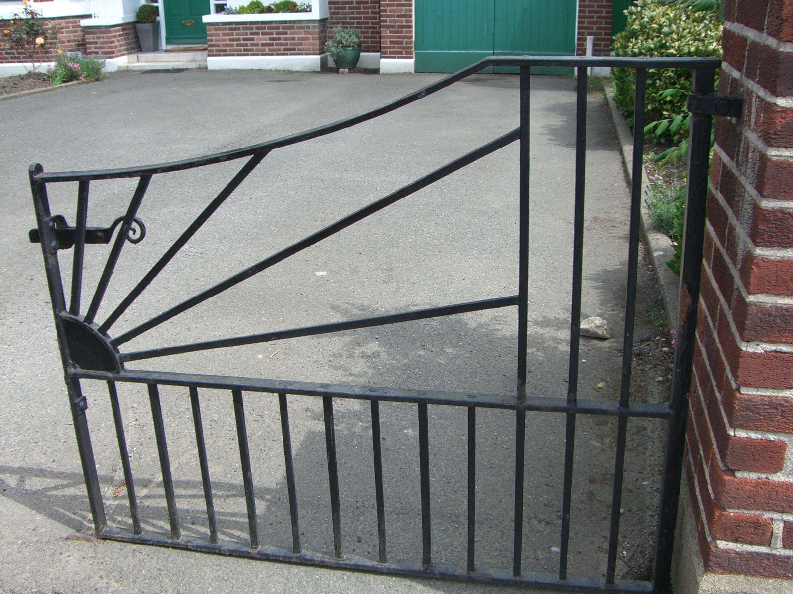 side3.jpg